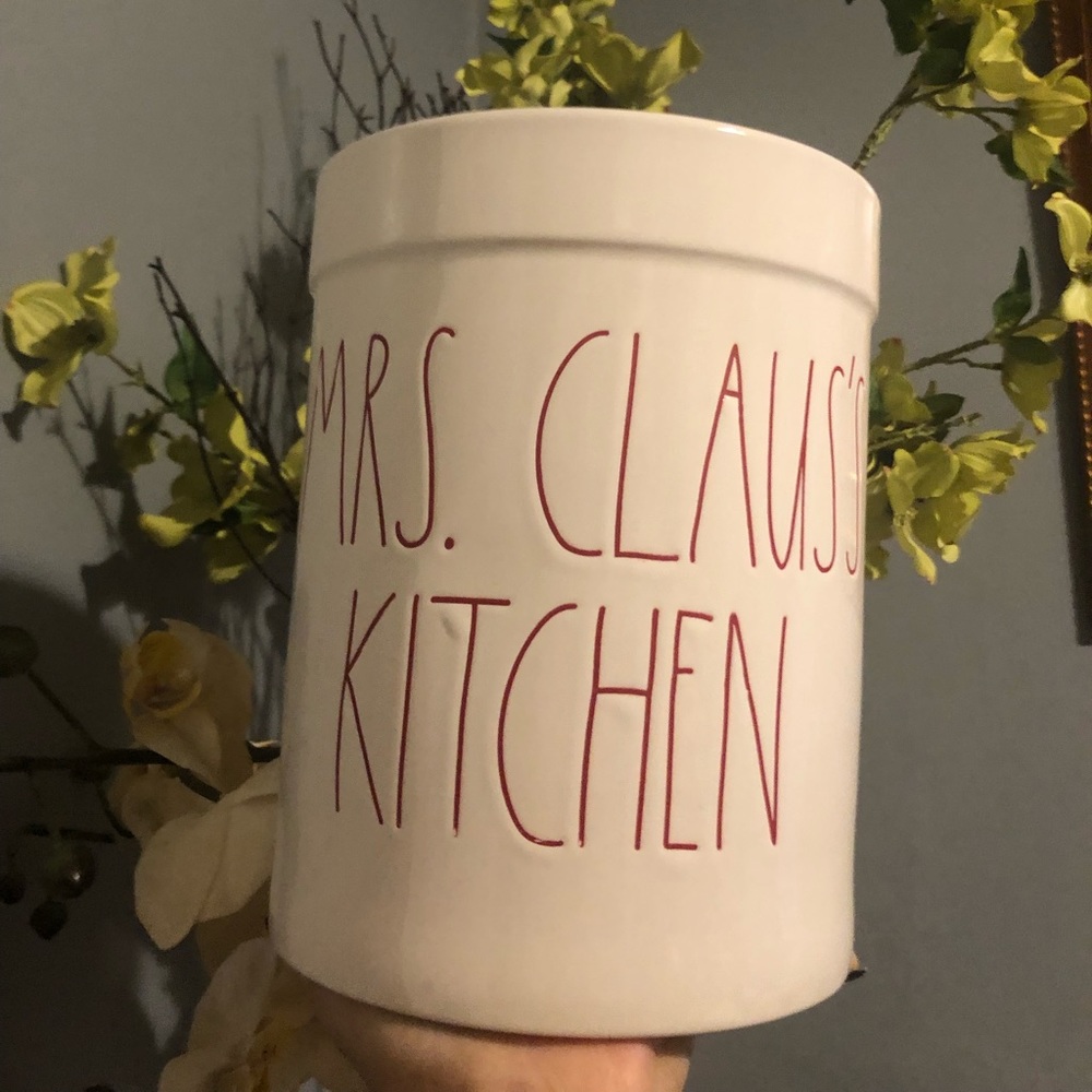 Rae Dunn Mrs. Claus Kitchen Utensil